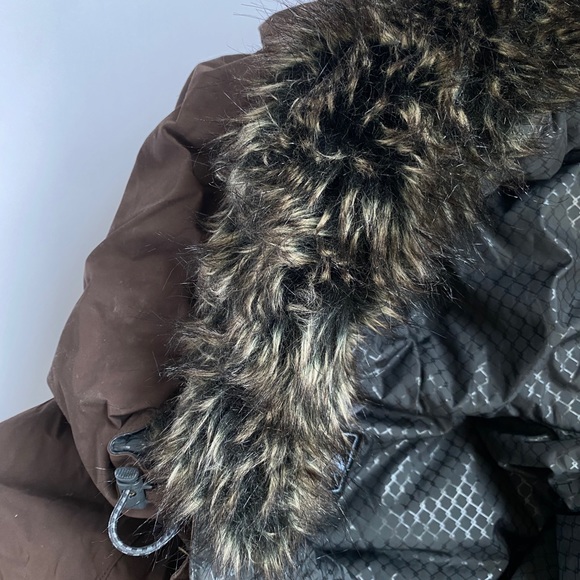 SOLD North Face Goose Down Women’s bomber jacket - Picture 7 of 9